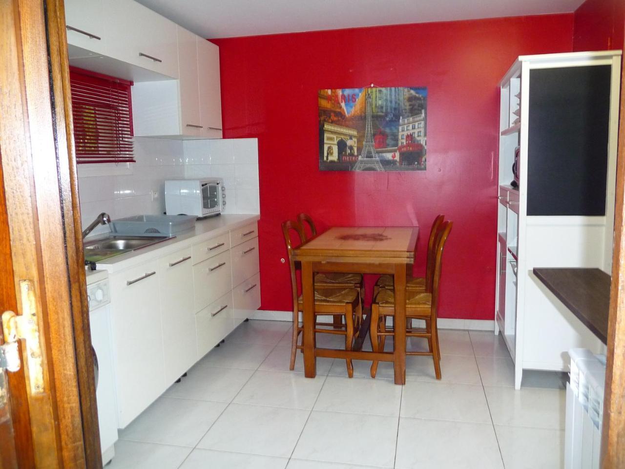 Mas Des Sentes Petit T1 Apartamento Nans-les-Pins Exterior foto