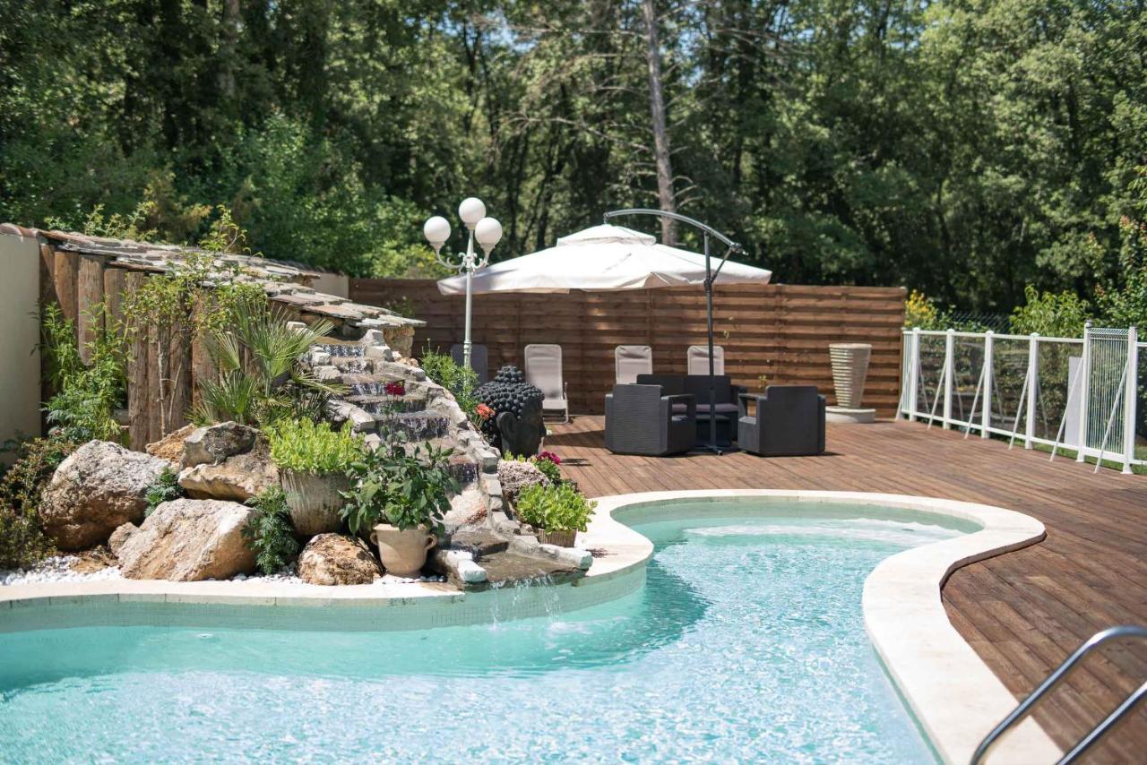 Mas Des Sentes Petit T1 Apartamento Nans-les-Pins Exterior foto
