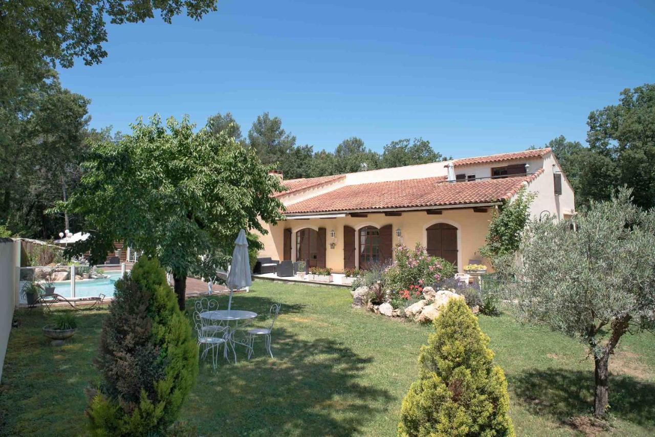 Mas Des Sentes Petit T1 Apartamento Nans-les-Pins Exterior foto