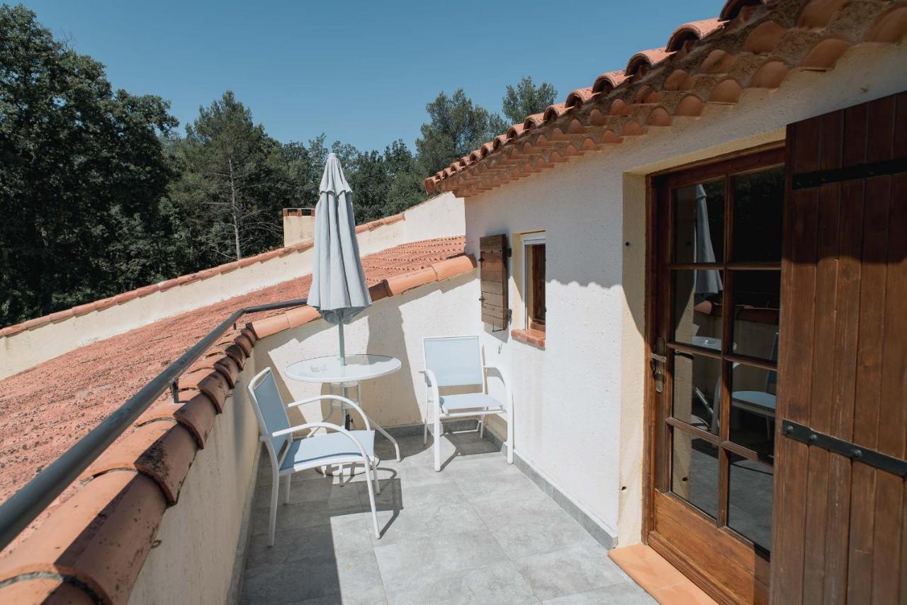 Mas Des Sentes Petit T1 Apartamento Nans-les-Pins Exterior foto