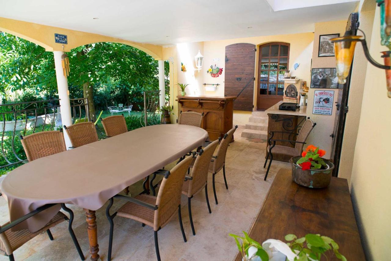 Mas Des Sentes Petit T1 Apartamento Nans-les-Pins Exterior foto